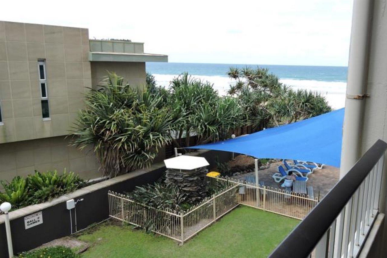 President Holiday Apartments - Absolute Beachfront Gold Coast Exterior photo